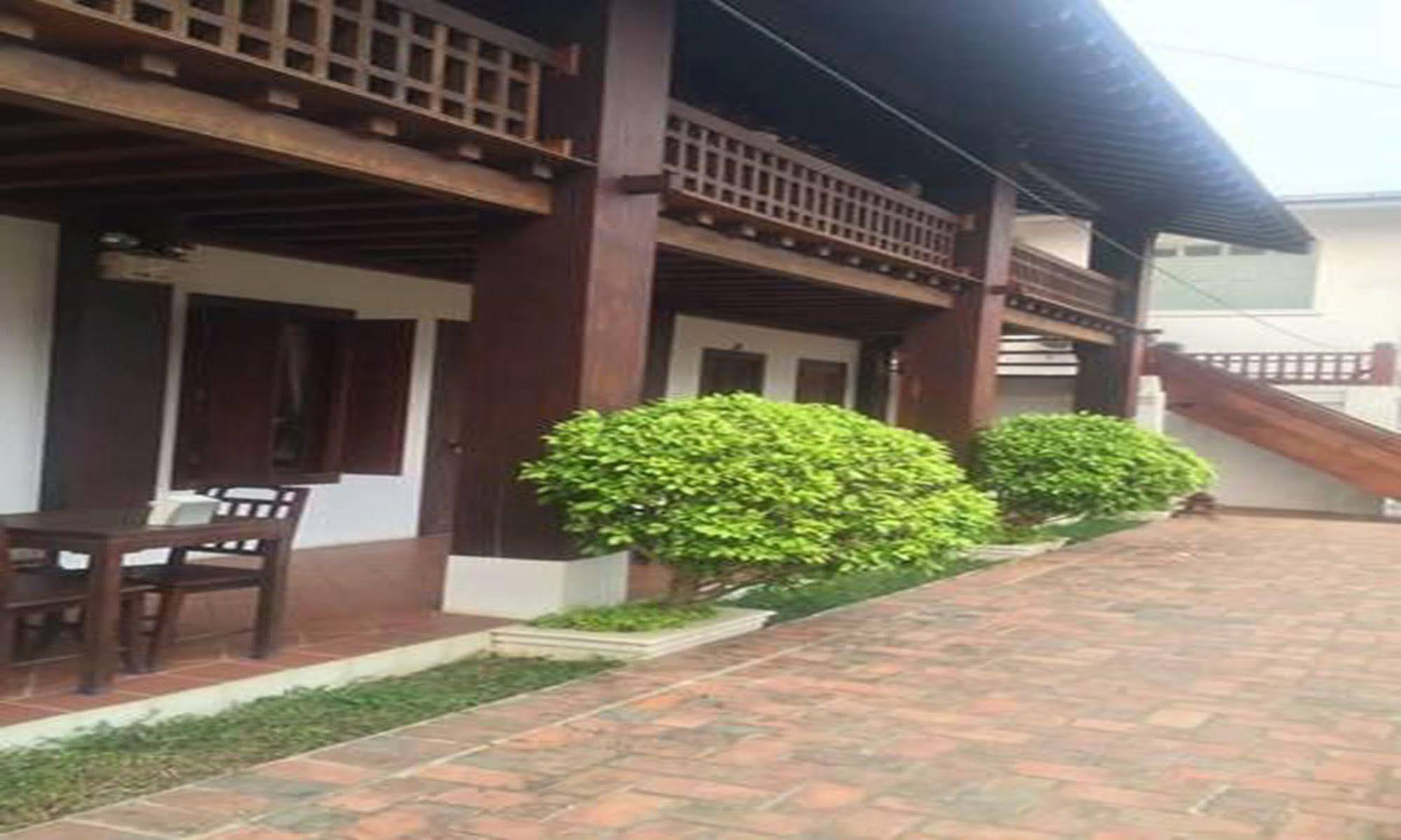 Lakhangthong Boutique Hotel Luang Prabang Dış mekan fotoğraf